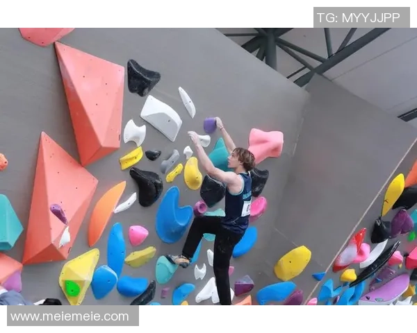 成都攀岩队的力量与梦想：聚焦攀岩运动的热情与挑战