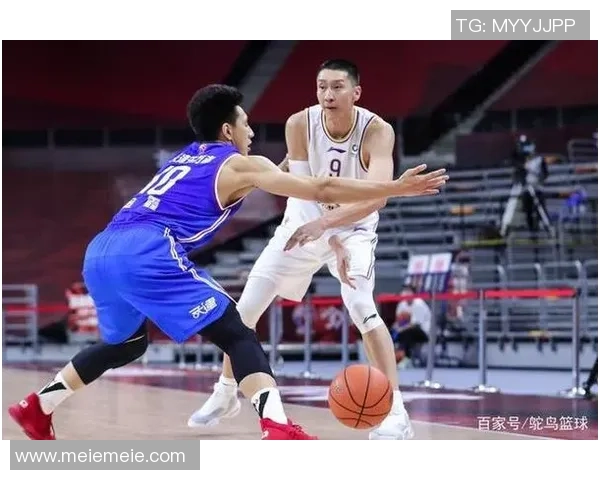 重庆篮球队实力之争引发热议球迷观点各异分析球队未来发展 重庆篮球队实力之争引发热议球迷观点各异分析球队未来发展